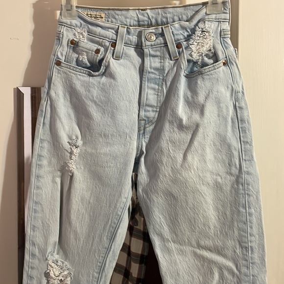 Levi’s 501 light wash - Picture 4 of 10